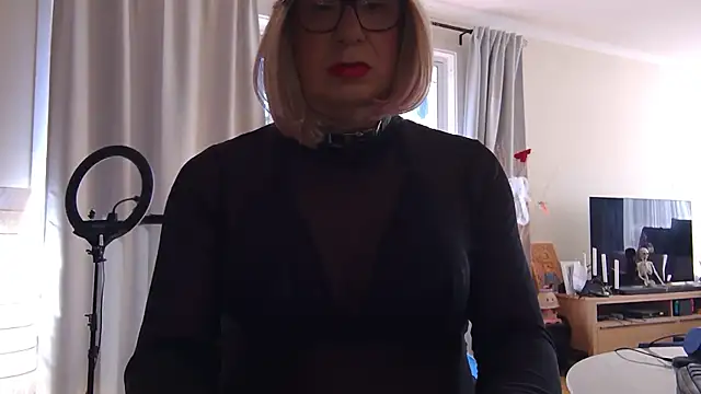 rachel latex online show from October 14, 11:27 pm
