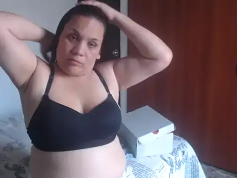 KimberlyPuentes online show from January 7, 6:43 pm