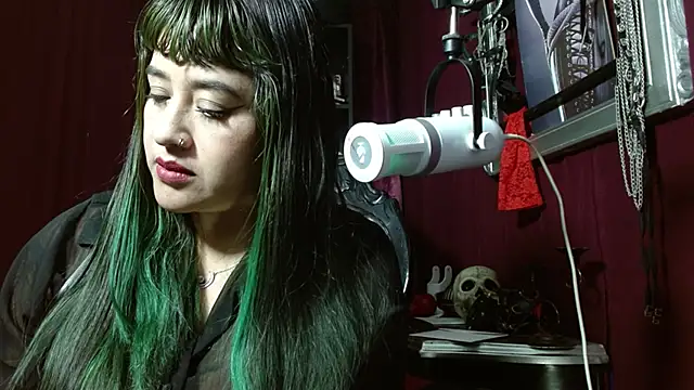 Snapshot of MeGoddesSara chatting on February 24, 3:59 am MeGoddesSara online show from February 24, 3:59 am