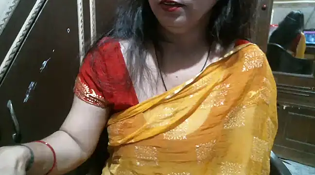 Snapshot of UrsMansi chatting on March 8, 4:45 am UrsMansi online show from March 8, 4:45 am