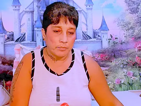 Snapshot of indianroxy chatting on February 9, 10:32 pm indianroxy online show from February 9, 10:32 pm