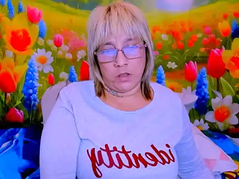 indianroxy online show from July 8, 4:33 pm