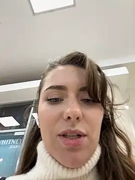 MariiD online show from December 14, 2:42 pm