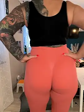 missjenn x online show from September 10, 7:30 am