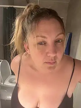 Anna Alexa online show from November 2, 4:31 pm