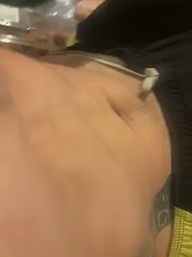 mikeylong online show from April 21, 2:51 am