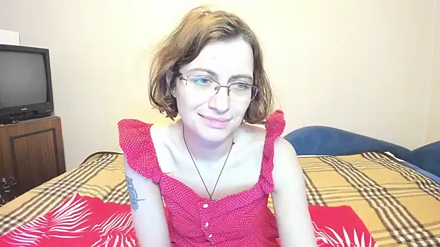 Snapshot of MarilynDream chatting on December 4, 5:33 pm MarilynDream online show from December 4, 5:33 pm