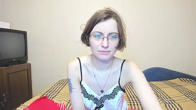 Snapshot of MarilynDream chatting on February 26, 12:27 am MarilynDream online show from February 26, 12:27 am