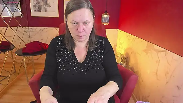 KellyPerfection online show from December 3, 6:54 am