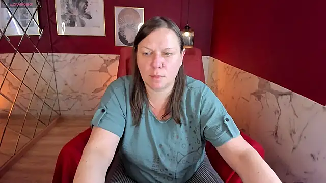 Snapshot of KellyPerfection chatting on June 7, 8:40 am KellyPerfection online show from June 7, 8:40 am