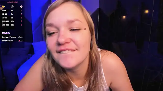 BellaDreamy online show from October 1, 1:39 pm