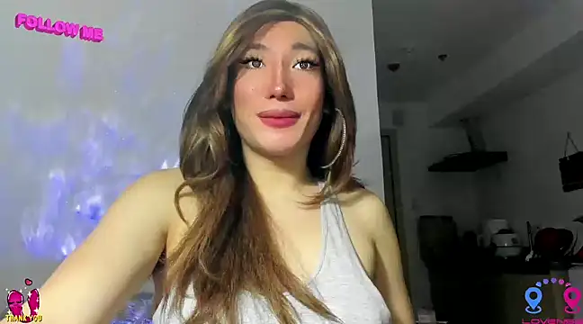 Snapshot of hottycrishina chatting on January 20, 9:35 am hottycrishina online show from January 20, 9:35 am