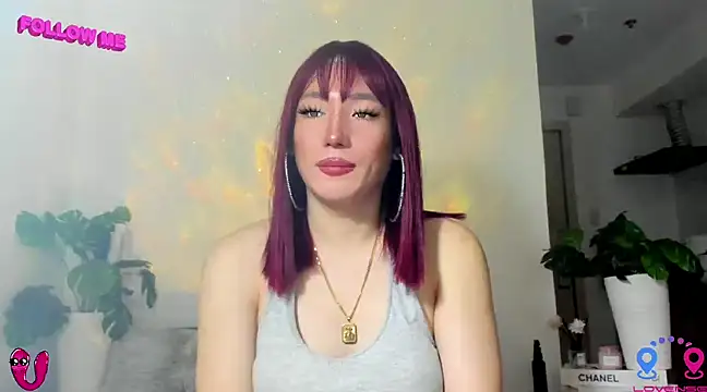 Snapshot of hottycrishina chatting on February 16, 12:19 am hottycrishina online show from February 16, 12:19 am