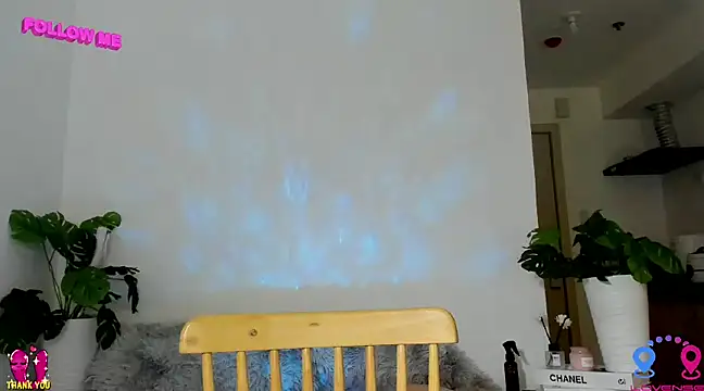 Snapshot of hottycrishina chatting on February 20, 8:39 am hottycrishina online show from February 20, 8:39 am