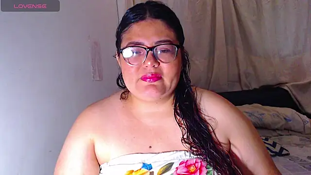 ashelymalefica online show from March 15, 8:54 pm