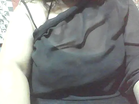 Snapshot of sexismlove chatting on June 23, 3:59 am sexismlove online show from June 23, 3:59 am