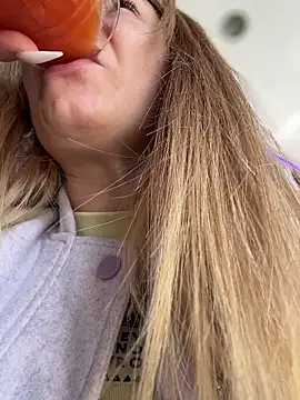 AnastasiaAniess online show from March 25, 12:55 pm