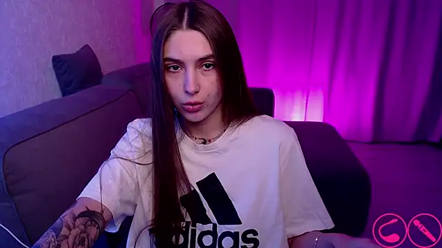 Snapshot of so_cutes chatting on September 24, 11:35 am so cutes online show from September 24, 11:35 am