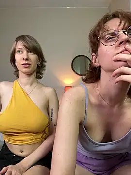 Jitoon Exe online show from March 26, 8:47 pm