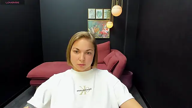 Snapshot of TataArdent chatting on December 3, 8:28 pm TataArdent online show from December 3, 8:28 pm