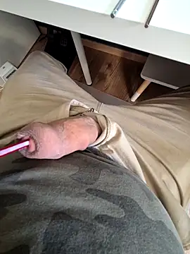 Snapshot of penisSado chatting on October 20, 11:43 am penisSado online show from October 20, 11:43 am