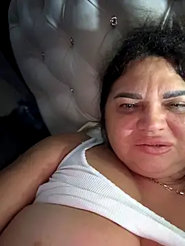 littleRikka online show from November 21, 4:27 pm