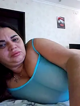 littleRikka online show from December 18, 10:05 pm