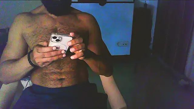 Snapshot of Vbestshow chatting on October 25, 6:13 pm Vbestshow online show from October 25, 6:13 pm