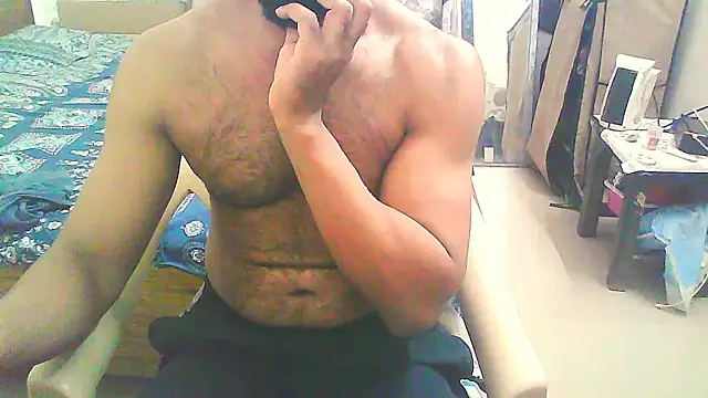 Snapshot of Vbestshow chatting on November 12, 5:57 pm Vbestshow online show from November 12, 5:57 pm