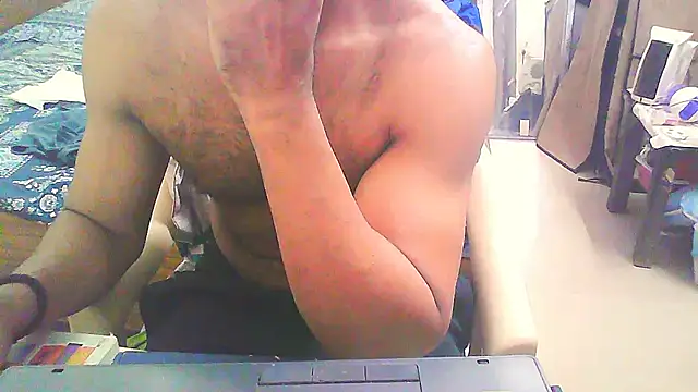 Snapshot of Vbestshow chatting on November 15, 7:10 pm Vbestshow online show from November 15, 7:10 pm