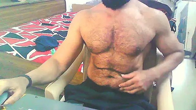 Snapshot of Vbestshow chatting on December 3, 11:41 am Vbestshow online show from December 3, 11:41 am