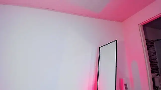 AbbyTaylorr online show from September 11, 3:17 am