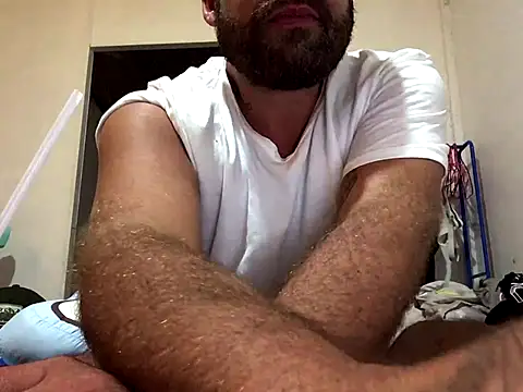 Snapshot of fuckerplayer1 chatting on November 22, 4:39 pm fuckerplayer1 online show from November 22, 4:39 pm