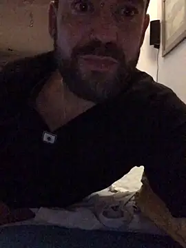 Snapshot of fuckerplayer1 chatting on February 28, 9:49 pm fuckerplayer1 online show from February 28, 9:49 pm