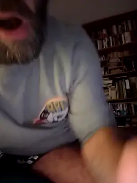 Snapshot of fuckerplayer1 chatting on March 15, 4:18 am fuckerplayer1 online show from March 15, 4:18 am