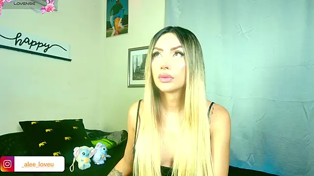 Snapshot of ale_lovee chatting on June 17, 2:14 am ale lovee online show from June 17, 2:14 am