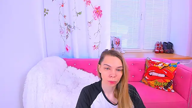 Snapshot of The_Deep_Passion chatting on March 1, 8:13 am The Deep Passion online show from March 1, 8:13 am