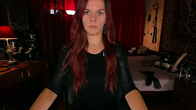 MargoTigress online show from October 24, 9:28 am