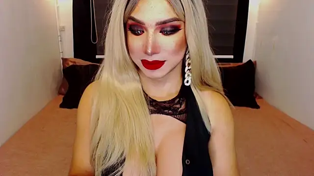 Snapshot of HugeCockDominantXxX chatting on November 27, 7:49 pm HugeCockDominantXxX online show from November 27, 7:49 pm