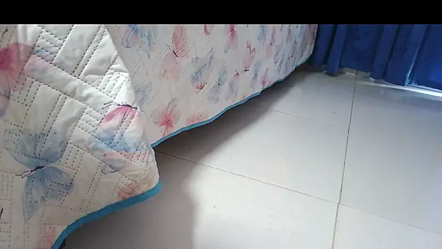 big boobsmature online show from April 10, 12:54 pm