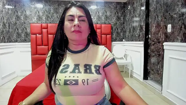 Imyourdirtymilf online show from October 3, 7:00 pm