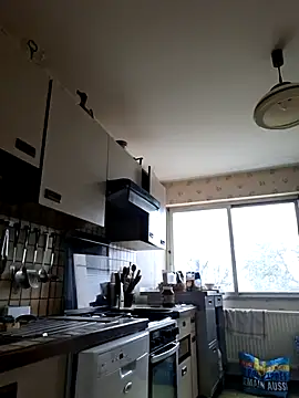 Snapshot of Perv10 chatting on December 4, 11:52 am Perv10 online show from December 4, 11:52 am