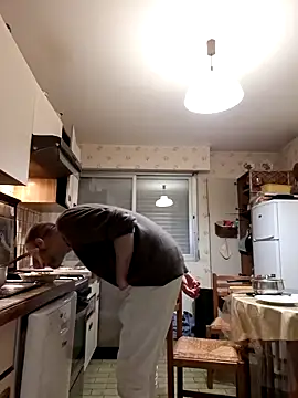 Snapshot of Perv10 chatting on January 7, 7:16 pm Perv10 online show from January 7, 7:16 pm