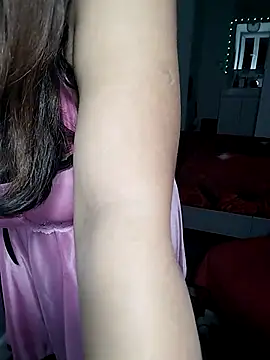 HotSpicyGujju online show from March 1, 8:21 pm