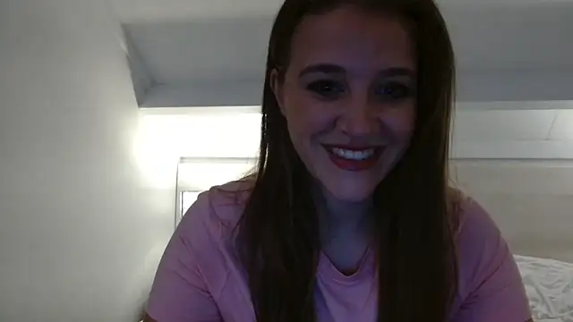 Snapshot of Neonstar chatting on December 6, 9:24 pm Neonstar online show from December 6, 9:24 pm