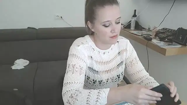 Neonstar online show from April 16, 8:53 pm