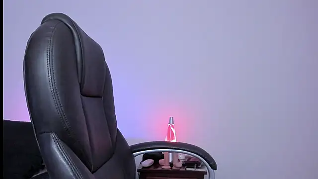 HazelKush online show from December 11, 11:32 pm