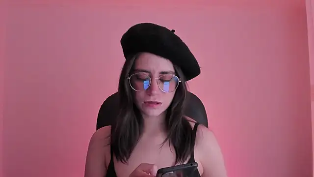 HazelKush online show from October 23, 9:24 pm