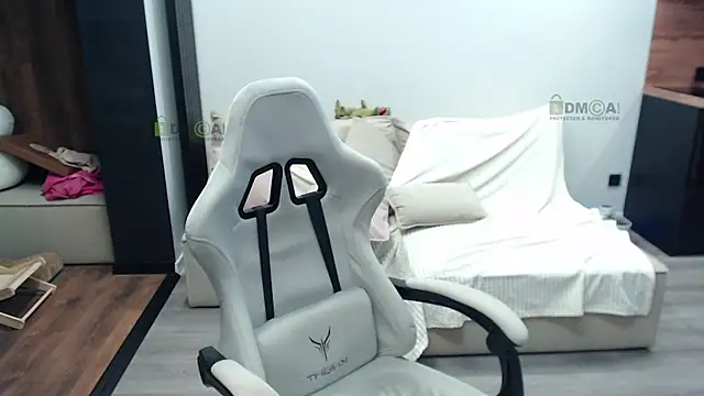 Sunny-Girl1 online show from October 14, 5:58 pm