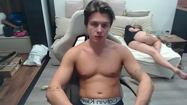 Sunny-Girl1 online show from November 7, 7:25 pm